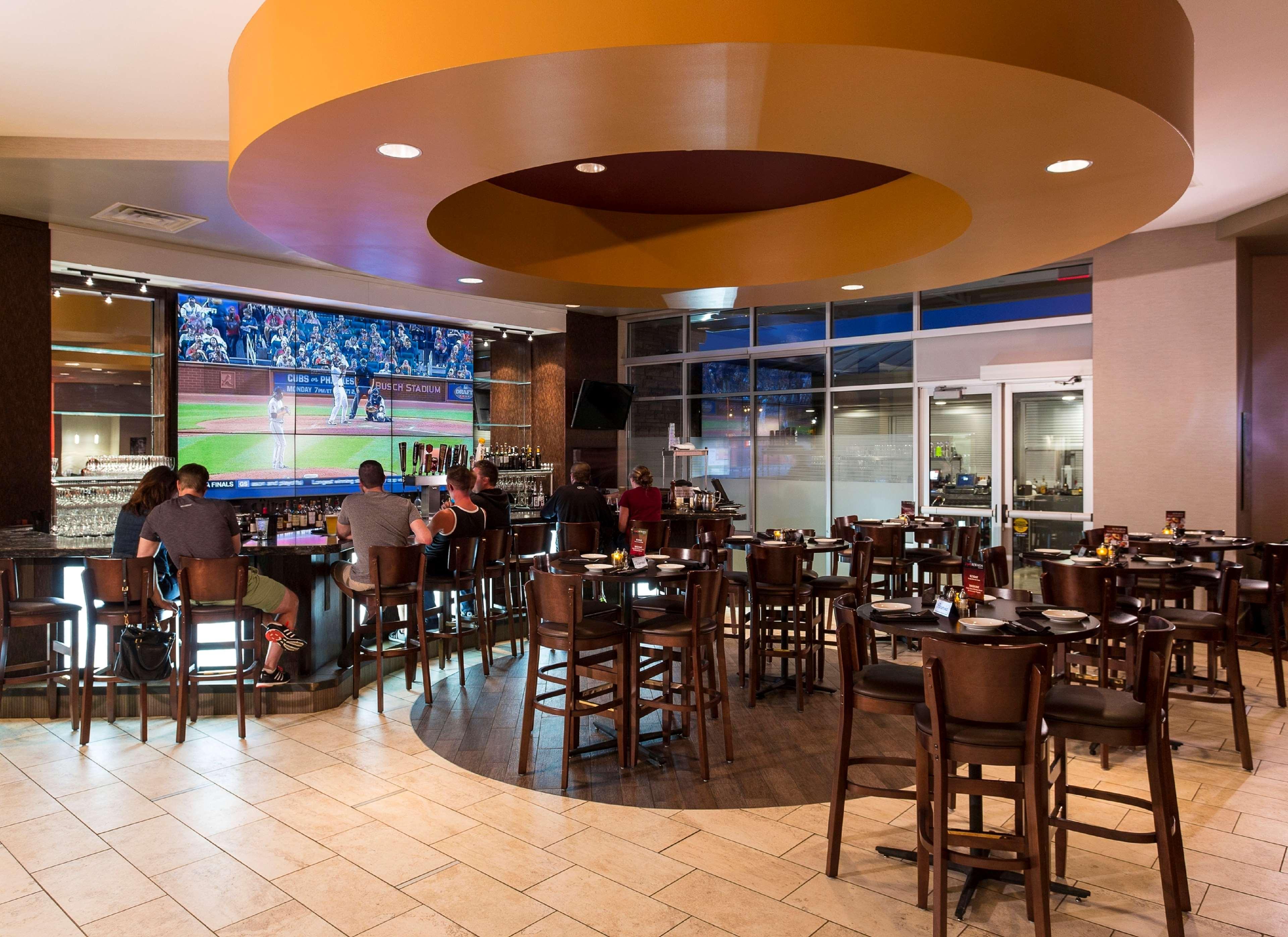 Hilton Garden Inn Sioux Falls Downtown Ngoại thất bức ảnh