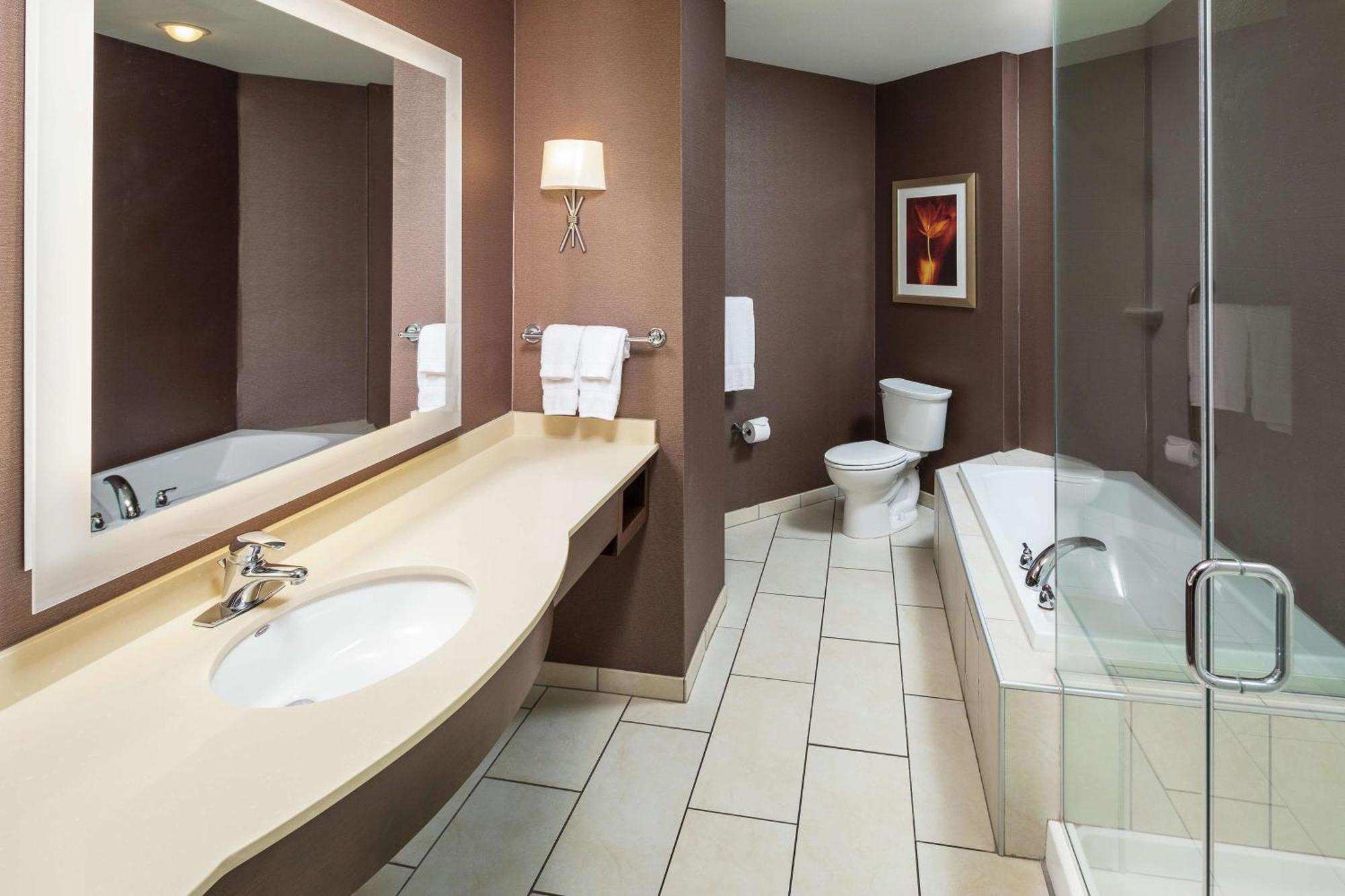 Hilton Garden Inn Sioux Falls Downtown Ngoại thất bức ảnh
